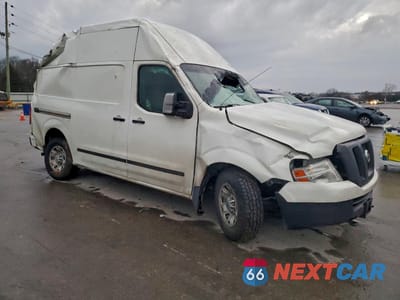 Czwarte zdjęcie samochodu z boku: 2018 NISSAN NV 2500 S VIN:1N6AF0LY0JN801789 - miniatura