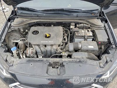 Zdjęcie 11 z 12 samochodu: 2017 HYUNDAI ELANTRA SE VIN:5NPD84LF1HH041074 - miniatura