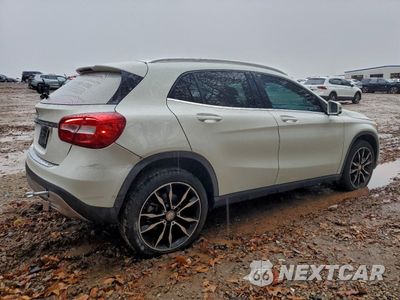Trzecie zdjęcie samochodu z tyłu: 2017 MERCEDES-BENZ GLA 250 VIN:WDCTG4EB6HJ362974 - miniatura