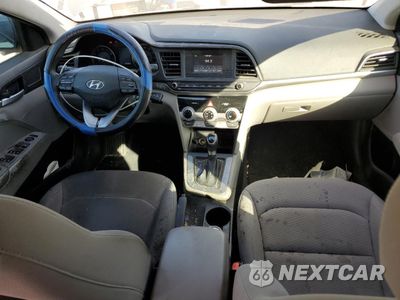 Zdjęcie 8 z 12 samochodu: 2019 HYUNDAI ELANTRA SE VIN:KMHD74LF8KU808253 - miniatura