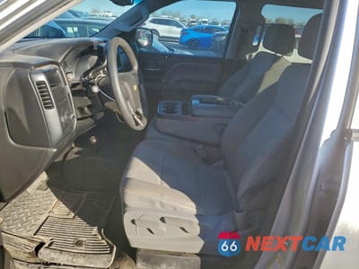 Zdjęcie 7 z 13 samochodu: 2018 CHEVROLET SILVERADO K1500 CUSTOM VIN:3GCUKPEC8JG433019 - miniatura