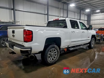 Trzecie zdjęcie samochodu z tyłu: 2016 CHEVROLET SILVERADO K3500 LTZ VIN:1GC4K0C86GF238973 - miniatura