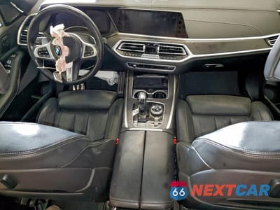 Zdjęcie 8 z 15 samochodu: 2022 BMW X7 M50I VIN:5UXCX6C07N9N09379 - miniatura