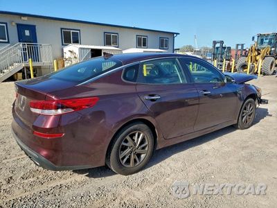 Trzecie zdjęcie samochodu z tyłu: 2019 KIA OPTIMA LX VIN:5XXGT4L37KG352237 - miniatura