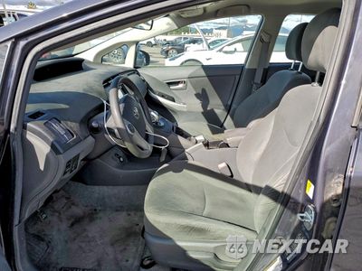 Zdjęcie 7 z 12 samochodu: 2010 TOYOTA PRIUS VIN:JTDKN3DU0A0158705 - miniatura