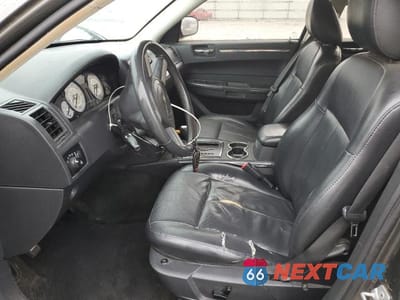 Zdjęcie 7 z 12 samochodu: 2010 CHRYSLER 300 TOURING VIN:2C3CA5CVXAH155090 - miniatura