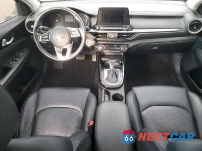 Zdjęcie 8 z 11 samochodu: 2019 KIA FORTE EX VIN:3KPF54AD7KE045094 - miniatura