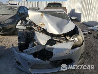 Piąte zdjęcie samochodu w środku: 2013 SCION FR-S 10 SERIES VIN:JF1ZNAA1XD2730505 - miniatura
