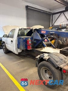 Zdjęcie 6 z 10 samochodu: 2006 CHEVROLET SILVERADO C3500 VIN:1GBJC34D56E236508 - miniatura