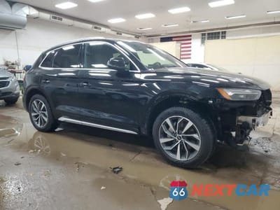 Czwarte zdjęcie samochodu z boku: 2023 AUDI Q5 PREMIUM PLUS 45 VIN:WA1EAAFY6P2046351 - miniatura