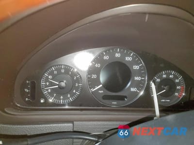 Zdjęcie 9 z 13 samochodu: 2005 MERCEDES-BENZ CLK 500 VIN:WDBTK75G25T050280 - miniatura