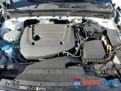 Zdjęcie 12 z 12 samochodu: 2025 VOLVO XC40 PLUS VIN:YV4L12UC7S2491410 - miniatura