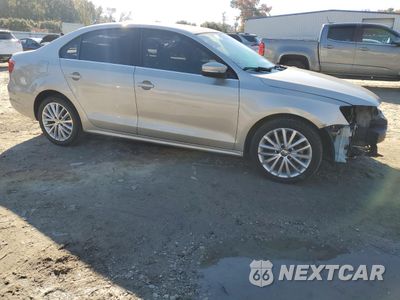 Czwarte zdjęcie samochodu z boku: 2013 VOLKSWAGEN JETTA TDI VIN:3VWLL7AJ5DM233344 - miniatura