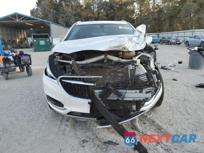 Piąte zdjęcie samochodu w środku: 2019 BUICK ENCLAVE ESSENCE VIN:5GAERBKWXKJ235206 - miniatura