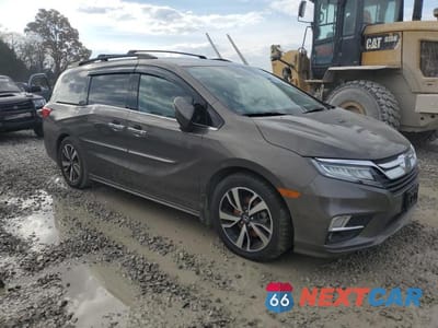 Czwarte zdjęcie samochodu z boku: 2018 HONDA ODYSSEY ELITE VIN:5FNRL6H9XJB081273 - miniatura
