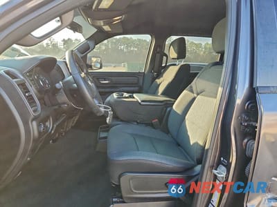 Zdjęcie 7 z 12 samochodu: 2024 RAM 1500 TRADESMAN VIN:1C6SRFGT8RN225663 - miniatura