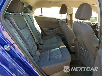 Zdjęcie 10 z 15 samochodu: 2019 HYUNDAI IONIQ BLUE VIN:KMHC65LC5KU113612 - miniatura