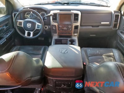 Zdjęcie 8 z 14 samochodu: 2013 RAM 2500 LARAMIE VIN:3C6UR5FL6DG540354 - miniatura