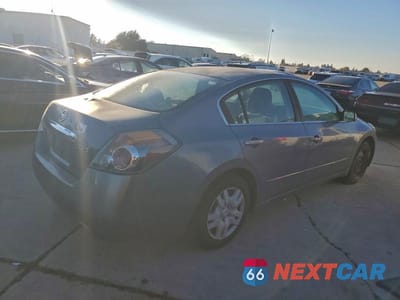 Trzecie zdjęcie samochodu z tyłu: 2011 NISS ALTIMA BASE VIN:1N4AL2APXBN422324 - miniatura