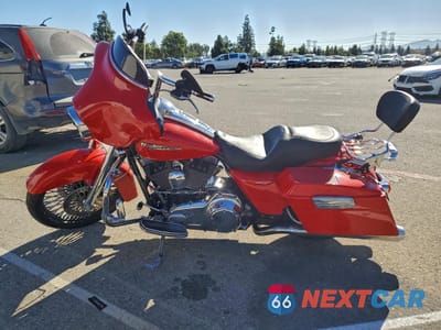 Trzecie zdjęcie samochodu z tyłu: 2010 HARLEY-DAVIDSON FLHX VIN:1HD1KB438AB624289 - miniatura