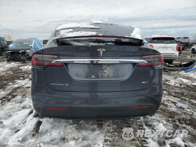 Zdjęcie 6 z 15 samochodu: 2016 TESLA MODEL X VIN:5YJXCAE25GF011951 - miniatura