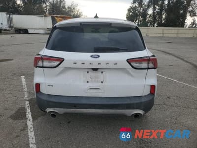 Zdjęcie 6 z 12 samochodu: 2021 FORD ESCAPE SE VIN:1FMCU0G64MUA24436 - miniatura