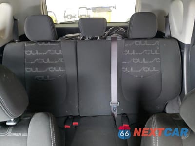Zdjęcie 10 z 13 samochodu: 2013 KIA SOUL + VIN:KNDJT2A64D7547862 - miniatura