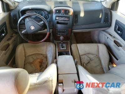 Zdjęcie 8 z 12 samochodu: 2004 CADILLAC SRX VIN:1GYEE63A340159478 - miniatura