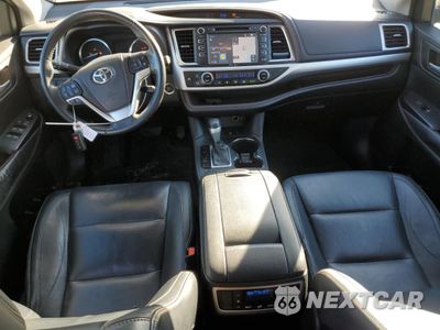 Zdjęcie 8 z 13 samochodu: 2014 TOYOTA HIGHLANDER XLE VIN:5TDJKRFH8ES016273 - miniatura