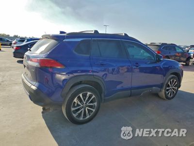 Trzecie zdjęcie samochodu z tyłu: 2022 TOYOTA COROLLA CROSS XLE VIN:7MUDAAAG3NV035464 - miniatura