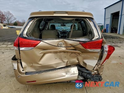 Zdjęcie 6 z 13 samochodu: 2014 TOYOTA SIENNA XLE VIN:5TDYK3DC0ES434300 - miniatura