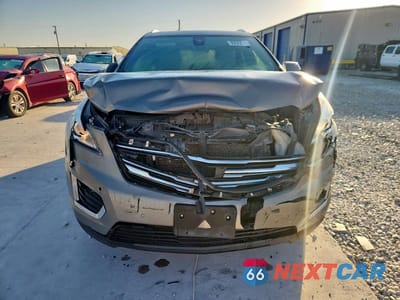 Piąte zdjęcie samochodu w środku: 2018 CADILLAC XT5 LUXURY VIN:1GYKNCRS6JZ198803 - miniatura