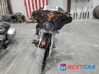 Drugie zdjęcie samochodu z przodu: 2011 HARLEY-DAVIDSON FLHX VIN:1HD1KBM16BB654049 - miniatura