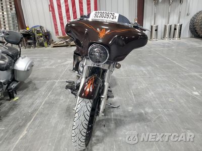 Drugie zdjęcie samochodu z przodu: 2011 HARLEY-DAVIDSON FLHX VIN:1HD1KBM16BB654049 - miniatura