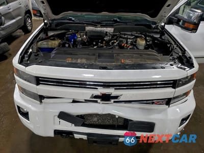 Zdjęcie 11 z 14 samochodu: 2016 CHEVROLET SILVERADO K3500 LTZ VIN:1GC4K0C86GF238973 - miniatura