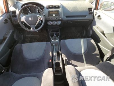 Zdjęcie 8 z 12 samochodu: 2007 HONDA FIT S VIN:JHMGD37657S819520 - miniatura