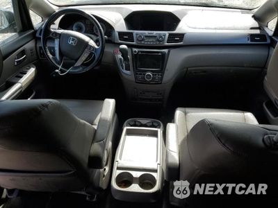 Zdjęcie 8 z 14 samochodu: 2015 HONDA ODYSSEY TOURING VIN:5FNRL5H94FB092674 - miniatura
