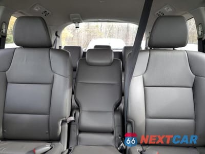 Zdjęcie 10 z 14 samochodu: 2017 HONDA ODYSSEY EXL VIN:5FNRL5H68HB502529 - miniatura