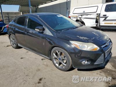 Czwarte zdjęcie samochodu z boku: 2014 FORD FOCUS SE VIN:1FADP3F23EL239304 - miniatura