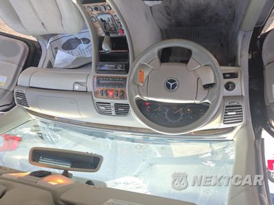Zdjęcie 9 z 12 samochodu: 1999 MERCEDES-BENZ CLK 320 VIN:WDBLK65G9XT009271 - miniatura