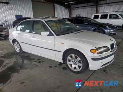 Czwarte zdjęcie samochodu z boku: 2004 BMW 325 IS SULEV VIN:WBAAZ334X4KP88884 - miniatura