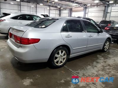 Trzecie zdjęcie samochodu z tyłu: 2005 HONDA ACCORD EX VIN:1HGCM66535A029471 - miniatura