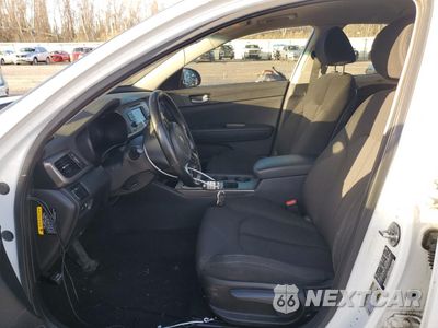 Zdjęcie 7 z 12 samochodu: 2016 KIA OPTIMA LX VIN:5XXGT4L19GG002551 - miniatura