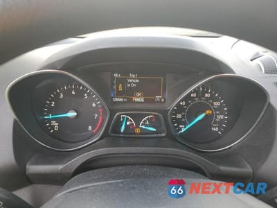 Zdjęcie 9 z 12 samochodu: 2018 FORD ESCAPE SE VIN:1FMCU9GD4JUC69381 - miniatura