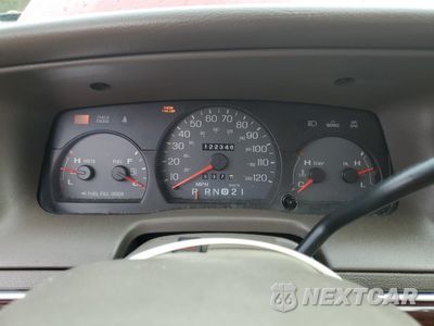Zdjęcie 9 z 12 samochodu: 1998 MERCURY GRAND MARQUIS LS VIN:2MEFM75W23X674367 - miniatura