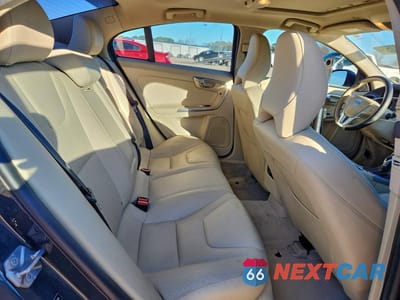 Zdjęcie 10 z 12 samochodu: 2016 VOLVO S60 PREMIER VIN:YV126MFK7G2402324 - miniatura