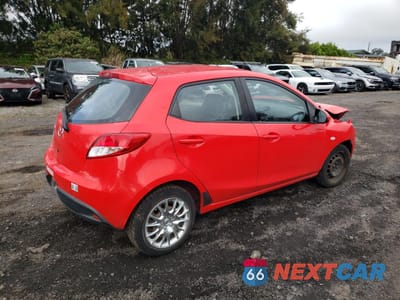 Trzecie zdjęcie samochodu z tyłu: 2013 MAZDA MAZDA2 VIN:JM1DE1KY4D0157242 - miniatura