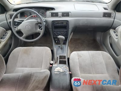 Zdjęcie 8 z 12 samochodu: 1997 TOYOTA CAMRY LE VIN:JT2BG22K3V0100897 - miniatura