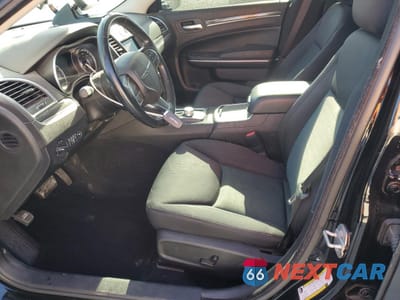 Zdjęcie 7 z 15 samochodu: 2022 CHRYSLER 300 TOURING VIN:2C3CCAAG7NH214478 - miniatura