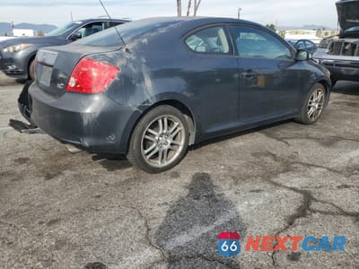 Trzecie zdjęcie samochodu z tyłu: 2007 TOYOTA SCION TC VIN:JTKDE167770213186 - miniatura